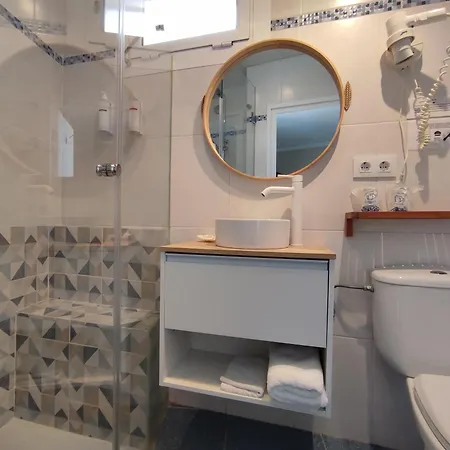 Cap D'or - Children Only From 16 Years Old מלון